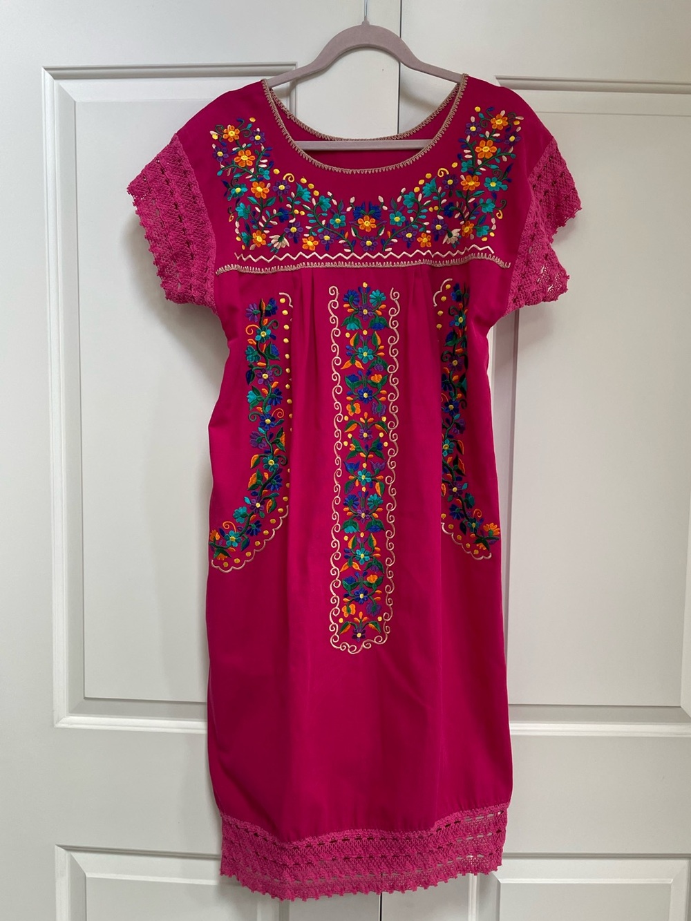Mexican Fuchsia Floral Embroidered Puebla Dress Peasant Tunic Lacy Details
